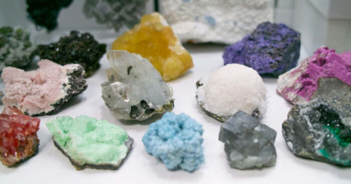 Mineralvorkommen hängen mit uralten geologischen Prozessen zusammen